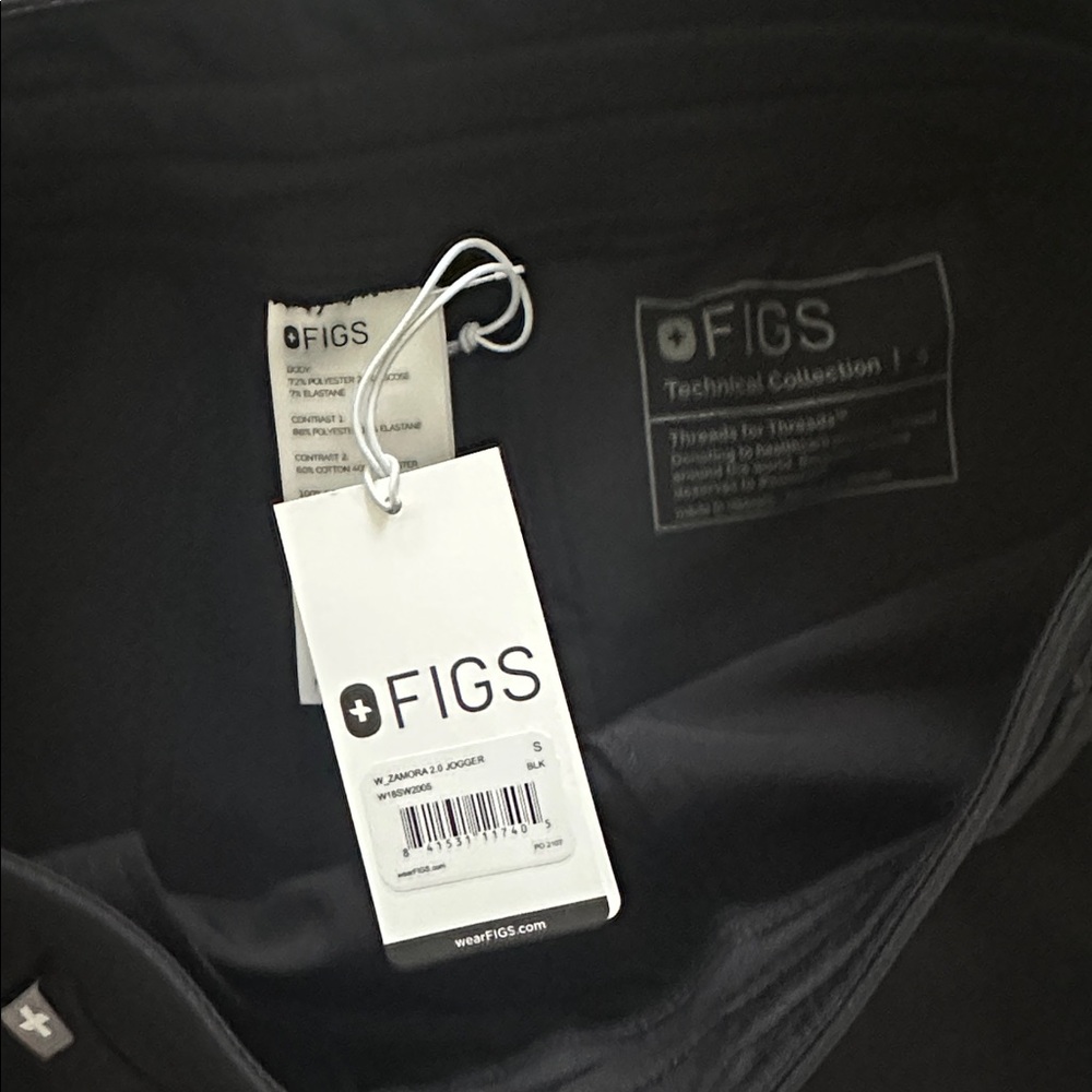 Figs Zamora Black Joggers - NWT - Picture 2 of 2